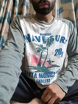 Snapshot of TOPMOON001 chatting on February 2026 07:56:02 PM TOPMOON001 online show from February 2026 07:56:02 PM