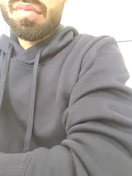 Snapshot of TOPMOON001 chatting on February 2026 09:02:01 AM TOPMOON001 online show from February 2026 09:02:01 AM