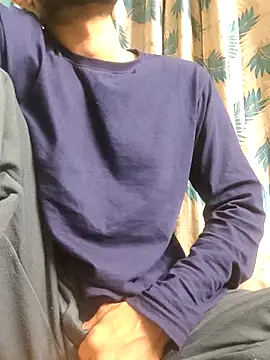 Snapshot of TOPMOON001 chatting on February 2026 07:32:02 PM TOPMOON001 online show from February 2026 07:32:02 PM