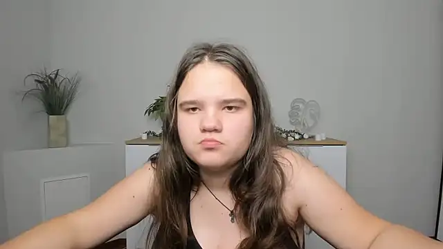 AdeleCruz online show from January 2025 04:23:02 PM