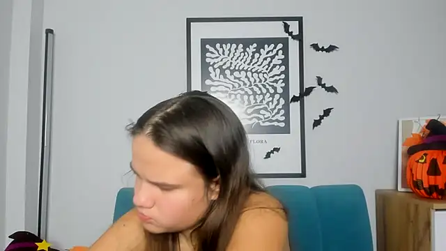 AdeleCruz online show from October 2025 08:07:02 AM