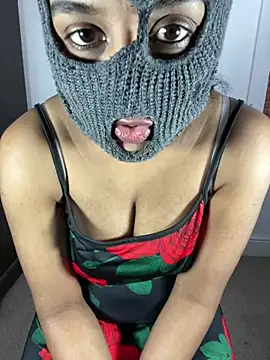 Snapshot of ArathyNambyarMallu chatting on February 2025 08:59:01 AM ArathyNambyarMallu online show from February 2025 08:59:01 AM