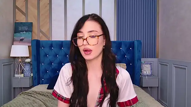 EmmaLawrens online show from February 2025 06:54:01 PM