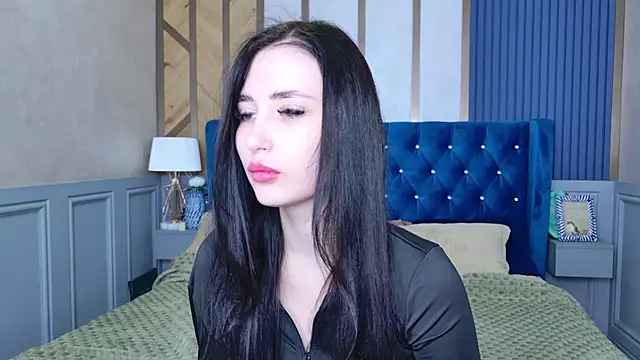 EmmaLawrens online show from February 2025 12:14:02 PM