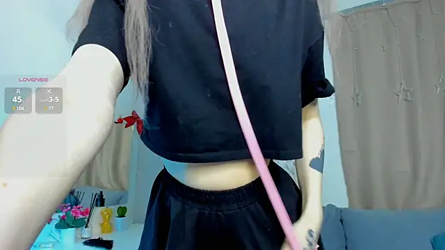 Emily  Mooree online show from January 2025 10:31:01 AM