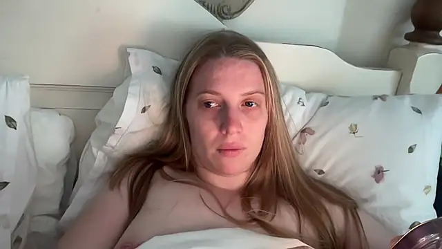 Snapshot of Ella-82 chatting on June 2026 07:16:01 PM Ella-82 online show from June 2026 07:16:01 PM