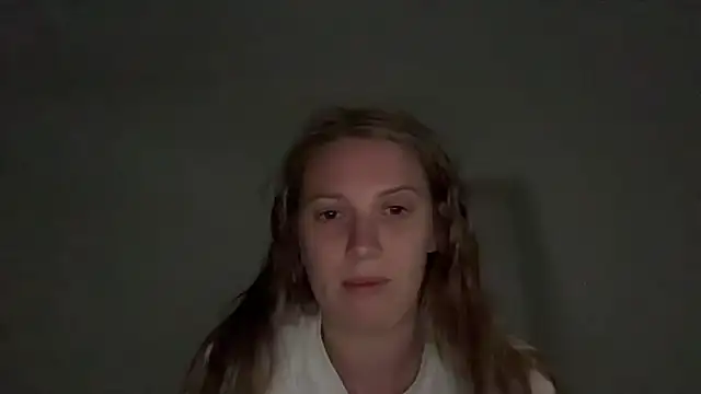 Snapshot of Ella-82 chatting on July 2026 07:27:01 PM Ella-82 online show from July 2026 07:27:01 PM