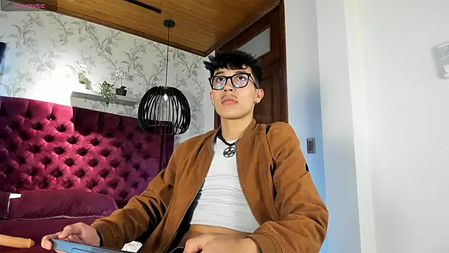 tim  fox online show from October 2025 07:35:02 PM