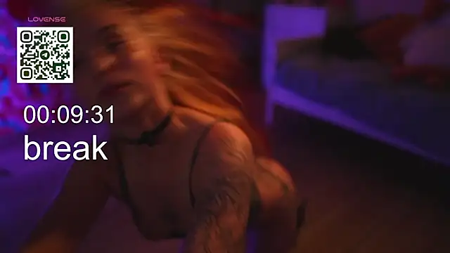 Snapshot of vse_sukki chatting on September 2025 05:11:02 AM vse sukki online show from September 2025 05:11:02 AM