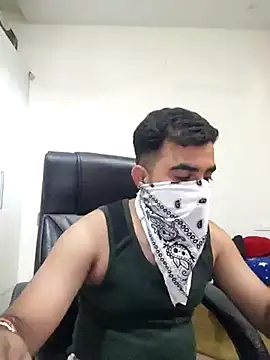 13lusty online show from March 2025 09:17:02 AM