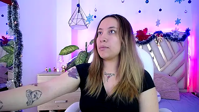 NyxAndria 1 online show from November 2025 09:36:02 PM