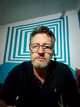 itsmeyes69 online show from February 2025 10:18:01 PM