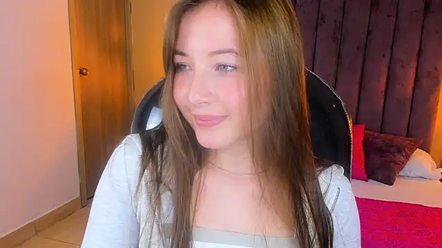 Dahlia Rousse online show from November 2025 06:07:02 AM