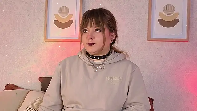 Snapshot of Veronica_simons chatting on October 2025 09:03:02 PM Veronica simons online show from October 2025 09:03:02 PM