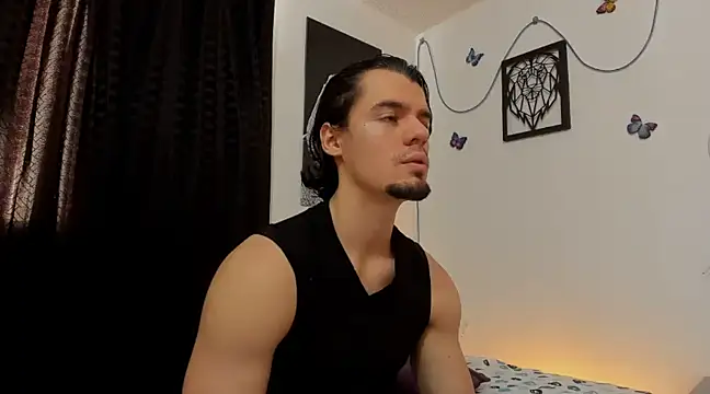 maxi styles online show from February 2025 08:10:01 PM