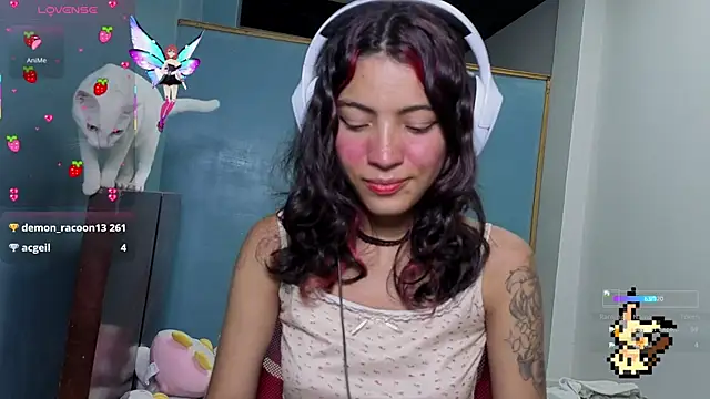 Lovelyamyy online show from September 2025 01:38:02 AM