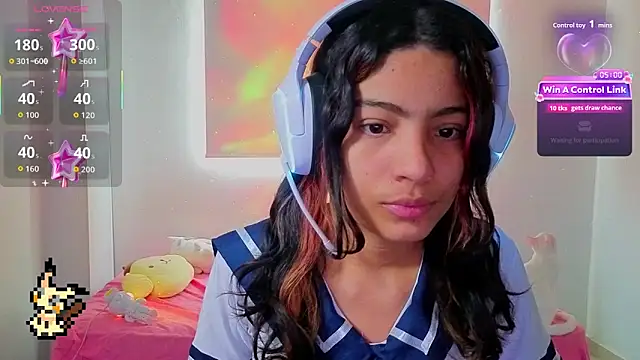 Lovelyamyy online show from December 2025 09:32:02 PM