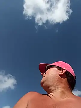 MountJohnXL online show from April 2026 04:56:02 PM