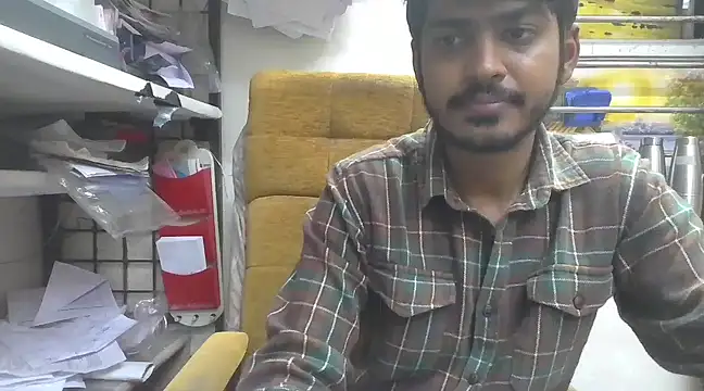 Snapshot of cute_modell chatting on February 2025 12:59:01 PM cute modell online show from February 2025 12:59:01 PM