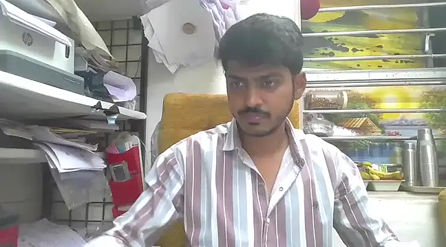 Snapshot of cute_modell chatting on March 2025 12:41:01 PM cute modell online show from March 2025 12:41:01 PM