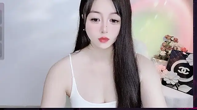 Snapshot of LiLiLily chatting on September 2025 07:51:02 PM LiLiLily online show from September 2025 07:51:02 PM