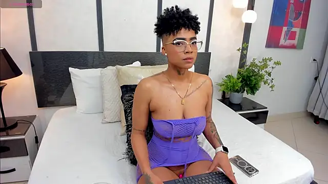 LuciaWallace online show from January 2026 12:46:02 AM