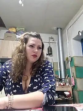 Jyleta online show from November 2025 09:58:01 PM