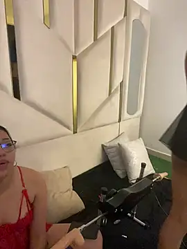 Salmaportman69 online show from March 2025 04:40:02 AM