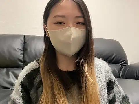 Snapshot of yazawa_oO chatting on January 2025 04:45:01 PM yazawa oO online show from January 2025 04:45:01 PM