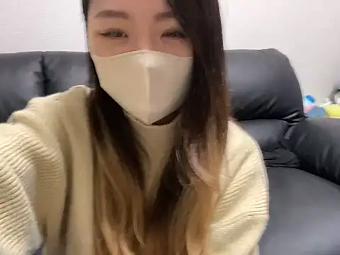 Snapshot of yazawa_oO chatting on March 2025 10:16:02 PM yazawa oO online show from March 2025 10:16:02 PM