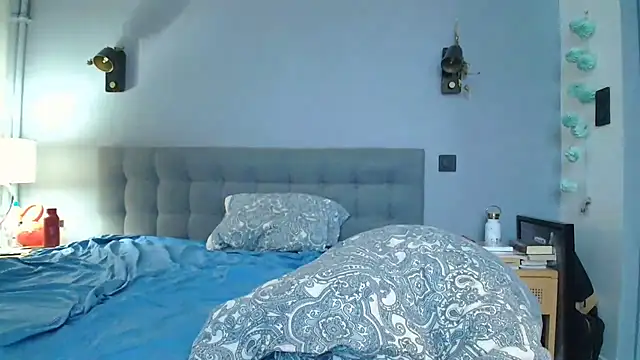 KattyFR online show from October 2025 07:56:01 AM