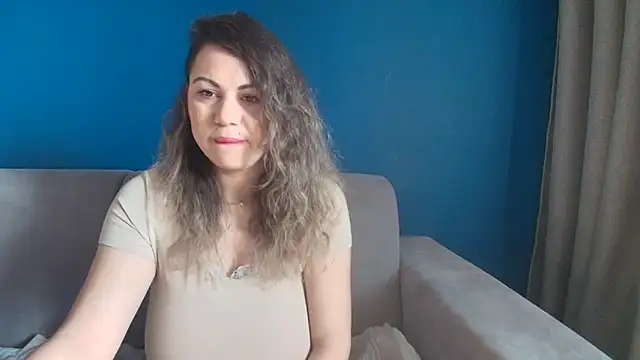 Snapshot of VixenVibesX chatting on February 2025 07:55:01 AM VixenVibesX online show from February 2025 07:55:01 AM