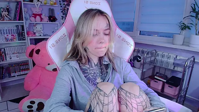 Catharsisi online show from November 2025 01:03:01 PM