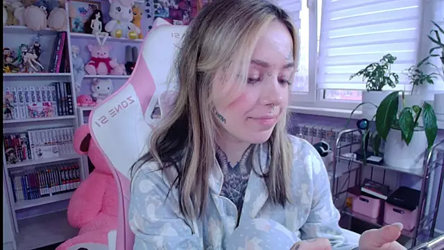 Catharsisi online show from December 2025 12:21:02 PM