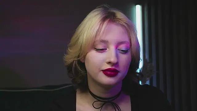 Snapshot of milasmiu chatting on February 2025 06:15:02 PM milasmiu online show from February 2025 06:15:02 PM