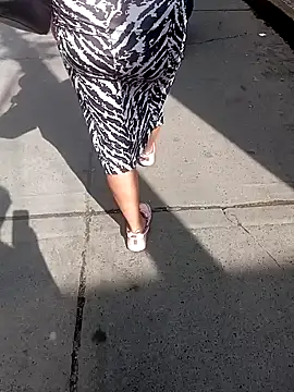 Melyy Edii online show from February 2025 02:20:01 PM