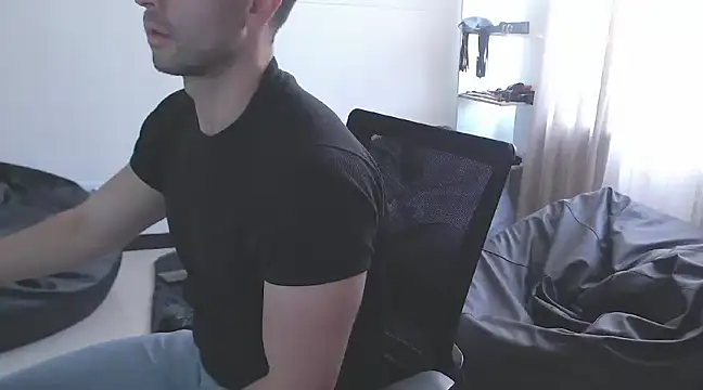 hairyncuteass online show from January 2025 05:02:01 PM