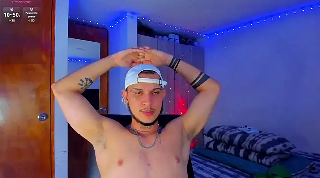 austinoficial online show from March 2025 04:21:02 AM