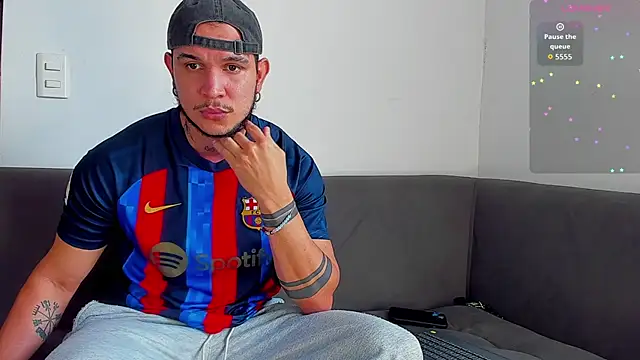 austinoficial online show from October 2025 08:29:01 PM