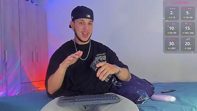 austinoficial online show from November 2025 11:21:02 PM