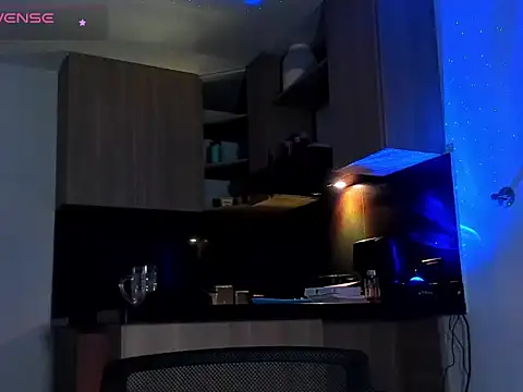 Snapshot of austinoficial chatting on April 2026 01:43:01 AM austinoficial online show from April 2026 01:43:01 AM