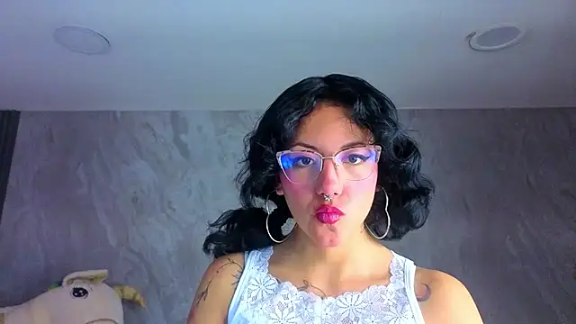 Snapshot of zoe_ch_ chatting on August 2026 03:06:01 AM zoe ch online show from August 2026 03:06:01 AM