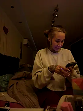 Snapshot of Black_sweet_Rose chatting on December 2025 08:27:02 PM Black sweet Rose online show from December 2025 08:27:02 PM