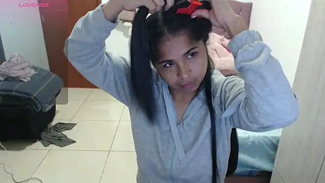 july-feria online show from November 2025 10:15:01 PM