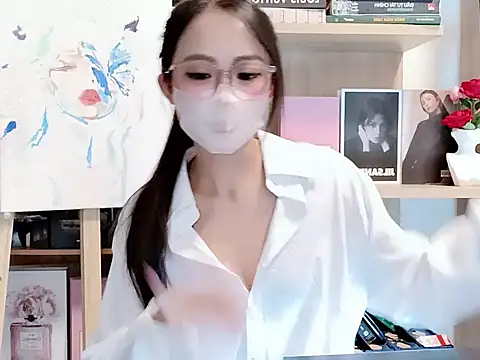 Lush-Office online show from October 2025 01:39:01 PM