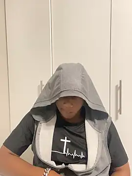 snotLoud online show from February 2025 07:12:02 PM