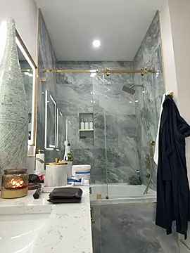 carlospingalinda online show from March 2025 10:20:01 PM