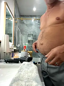 carlospingalinda online show from September 2025 11:06:02 PM