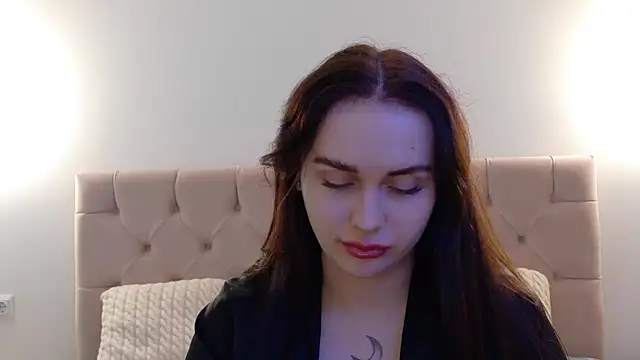 Snapshot of Lilliana_Moon chatting on January 2025 01:22:01 PM Lilliana Moon online show from January 2025 01:22:01 PM