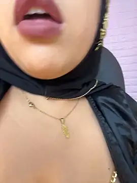 zahra Jalid online show from January 2026 11:41:02 PM